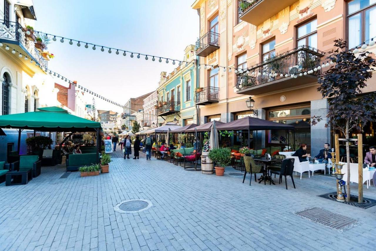 Apartamento Wehost Cozy Nest Tiflis Exterior foto