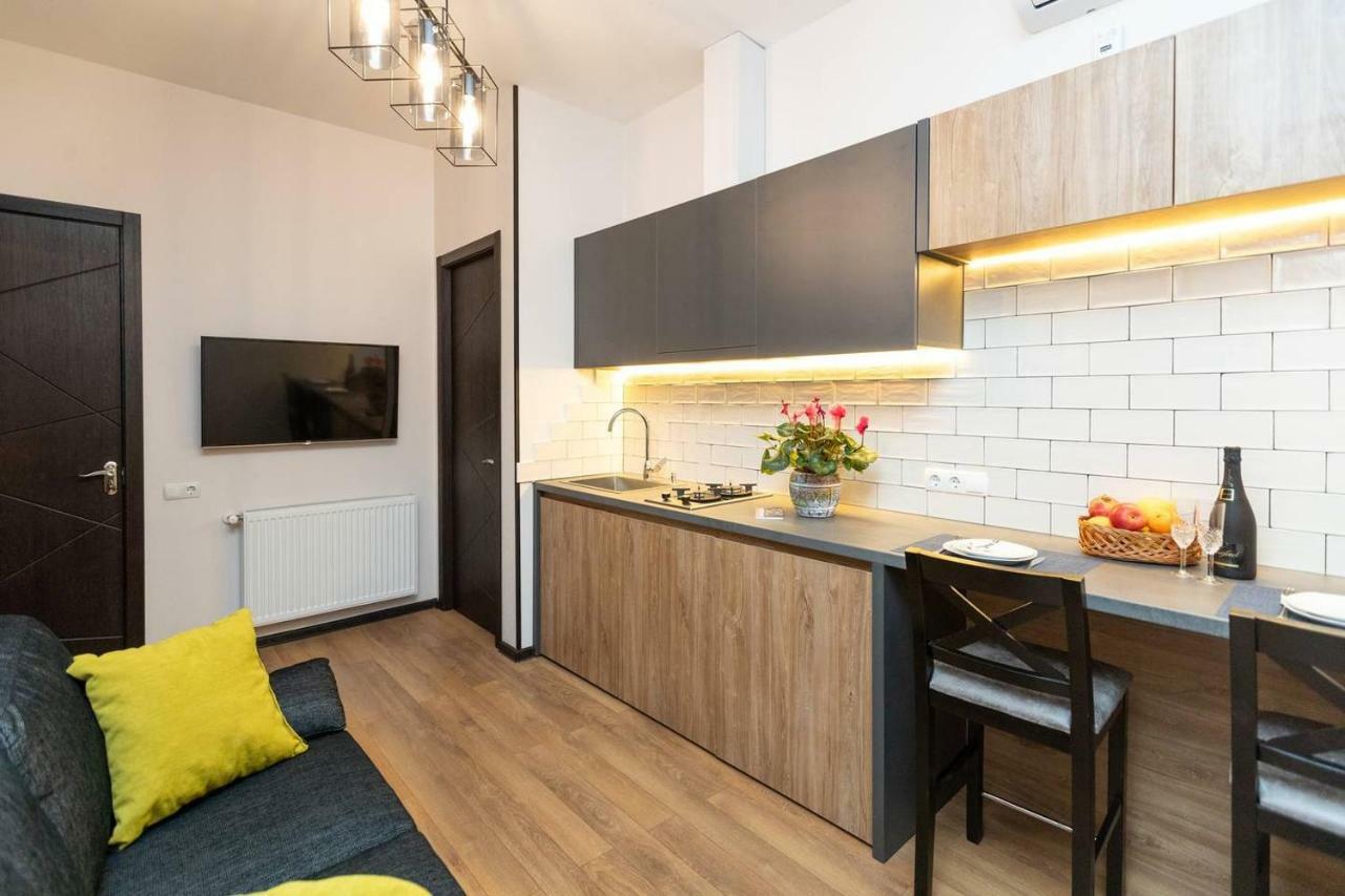 Apartamento Wehost Cozy Nest Tiflis Exterior foto